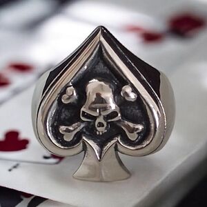 MEN'S SPADE SKULL AND CROSS BONES STAINLESS STEEL RING SIZE 12